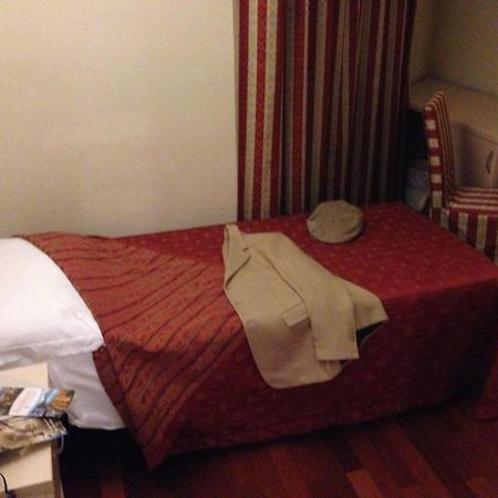 Caprice Hotel Avigliana Room photo