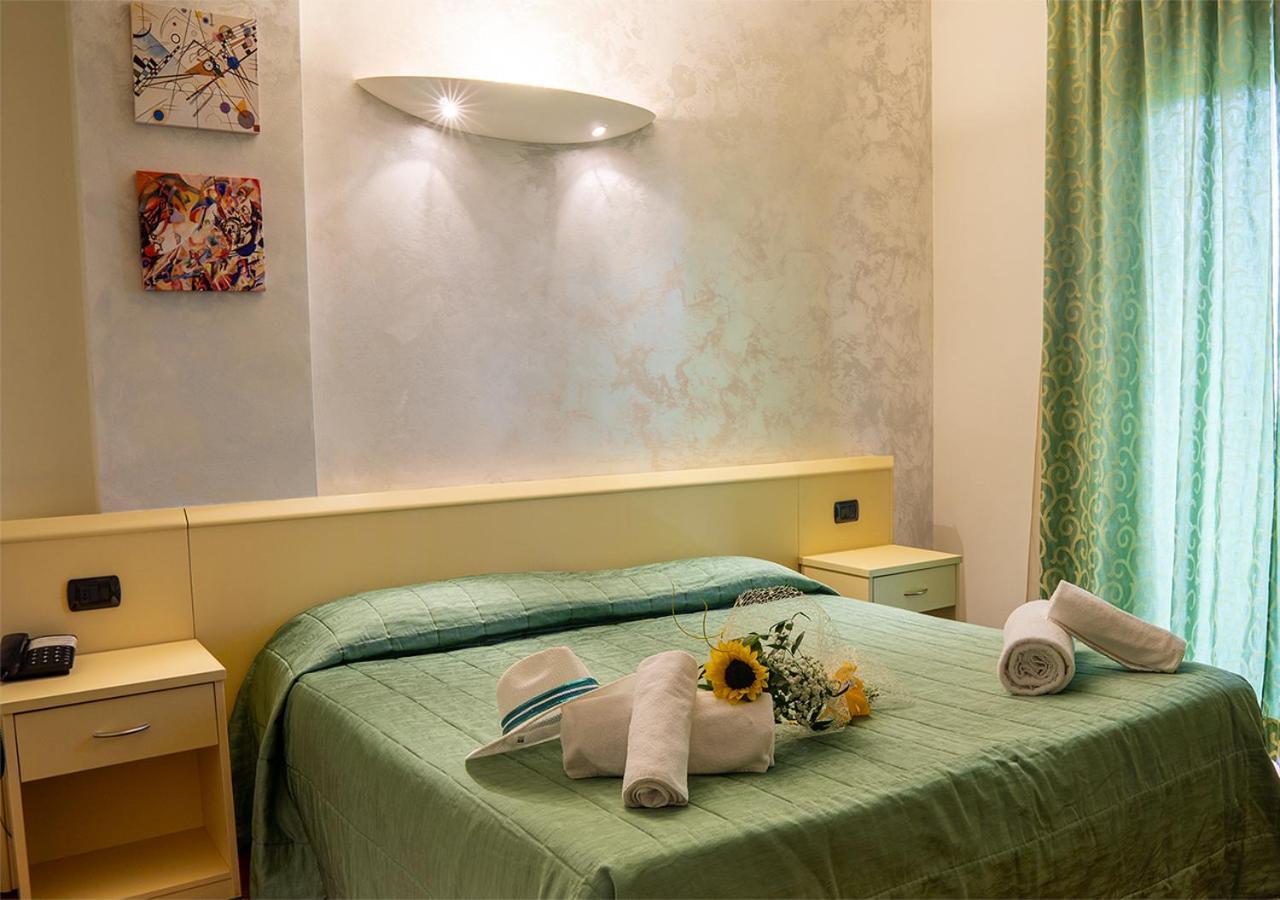Caprice Hotel Avigliana Exterior photo